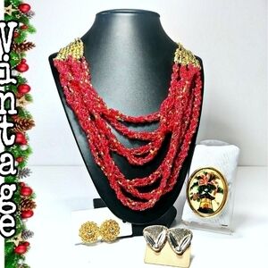 Vintage(mostly) Christmas jewelry bundle